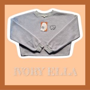 IVORY ELLA Crewneck Sweatshirt